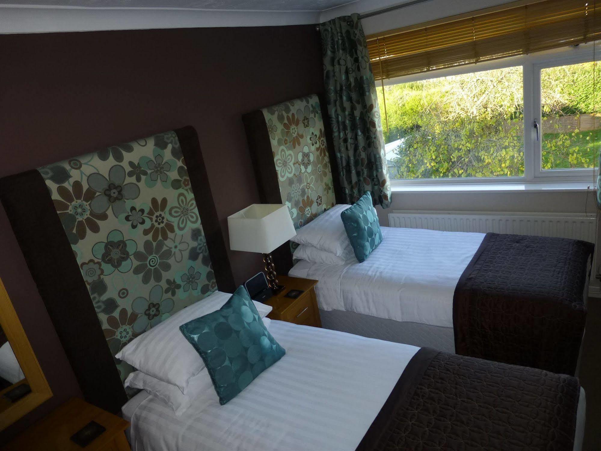 Waters Reach Guest House ไครสต์เชิร์ช ภายนอก รูปภาพ